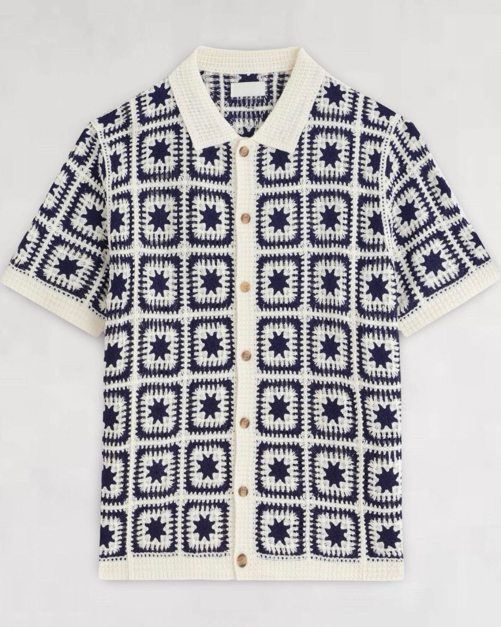 CHEMISETTE A MOTIFS EN CROCHET