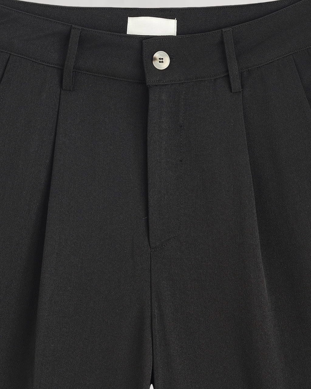 SHORT À PINCES UNI