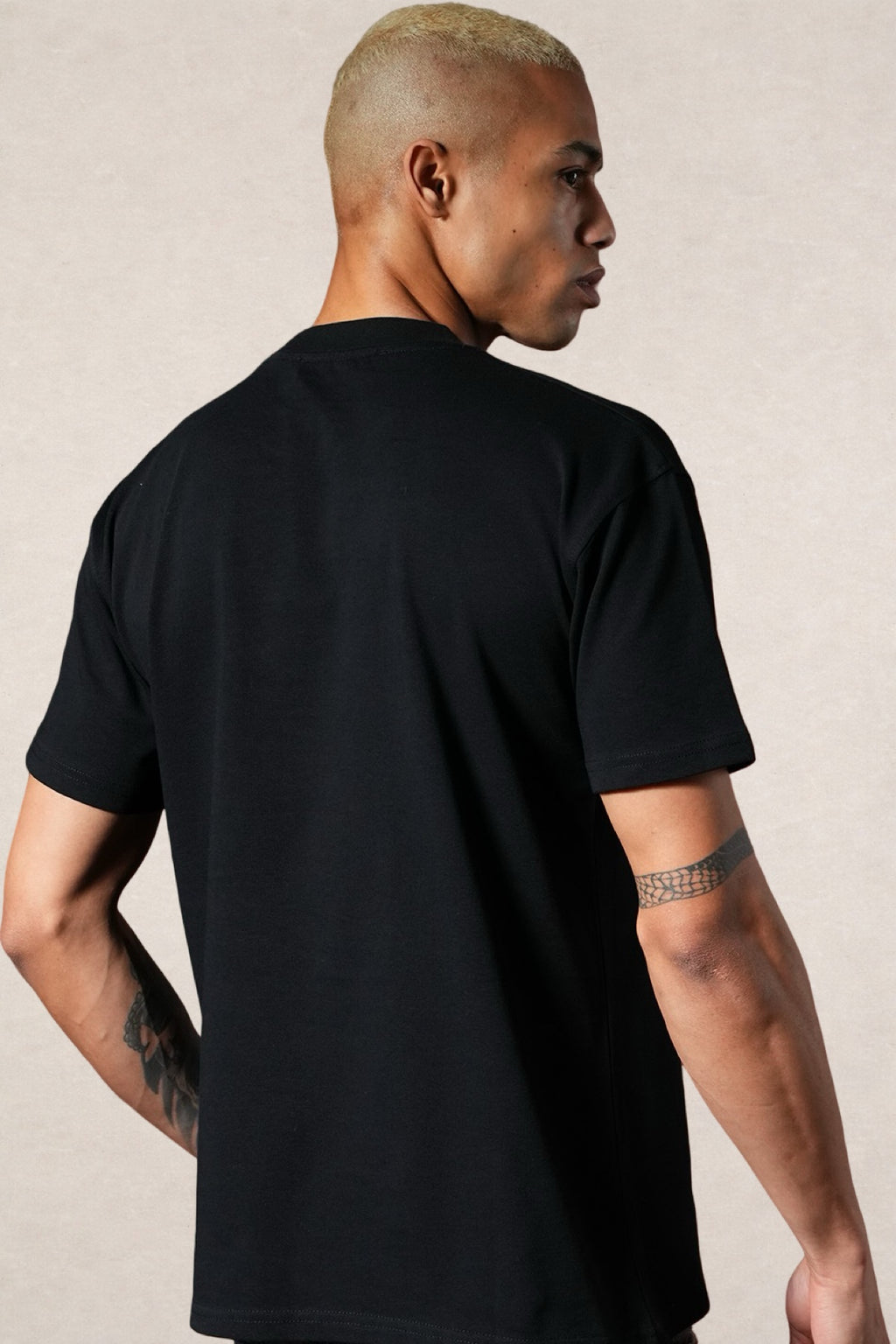 T-SHIRT PARADISE