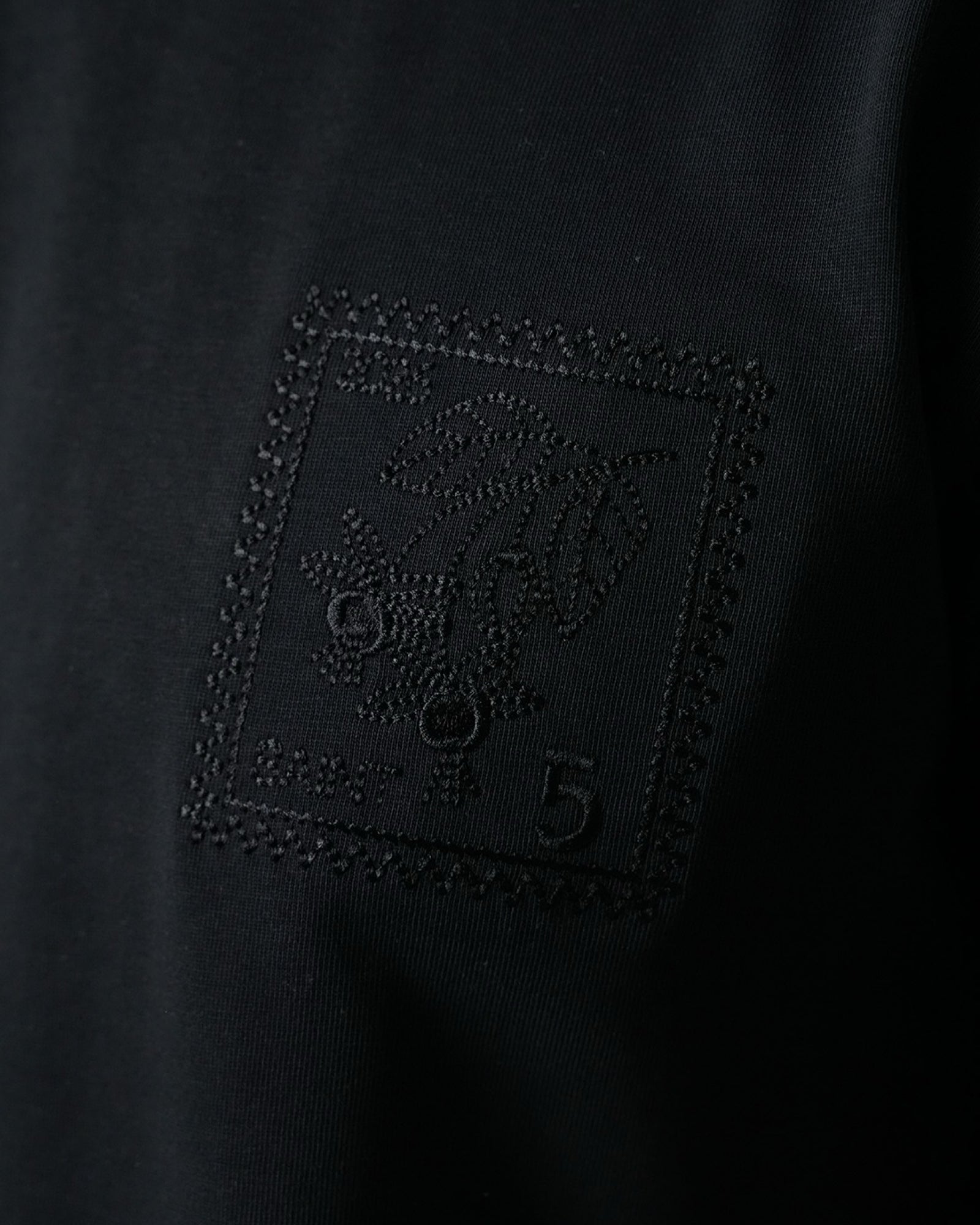 T-SHIRT TIMBRES