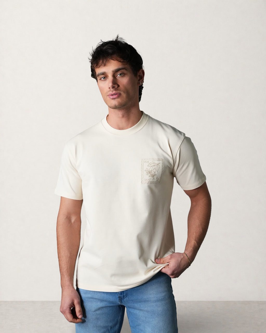 T-SHIRT BRODÉ TIMBRES