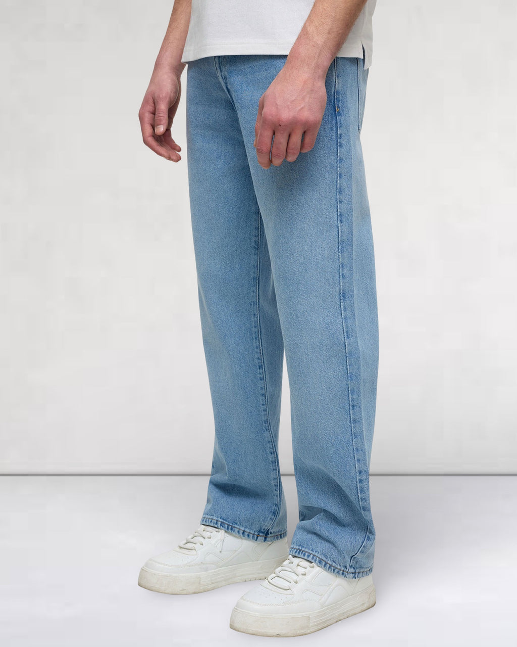 JEANS STRAIGHT FIT