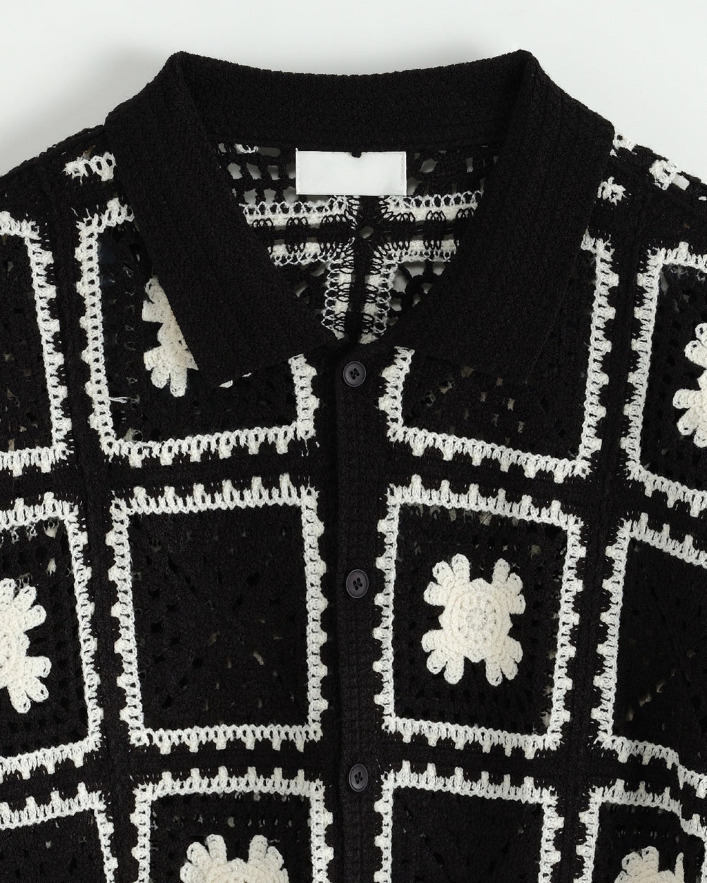 CHEMISETTE EN CROCHET NOIRE