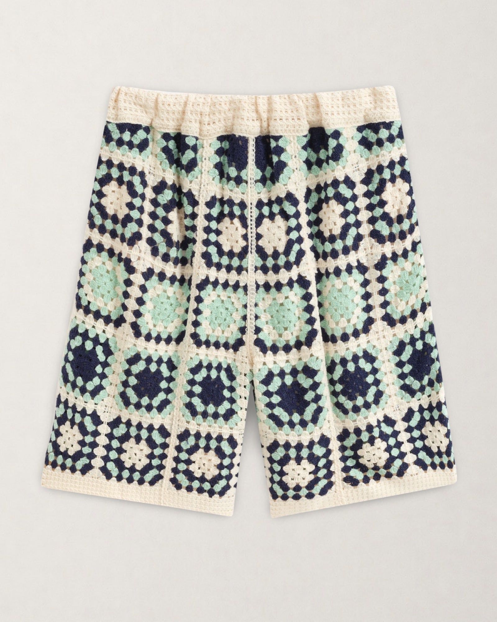 BERMUDA EN CROCHET