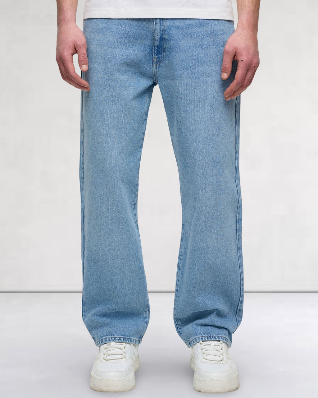 JEANS STRAIGHT FIT