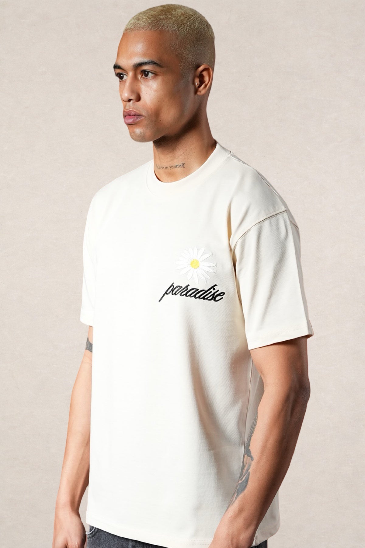 T-SHIRT PARADISE