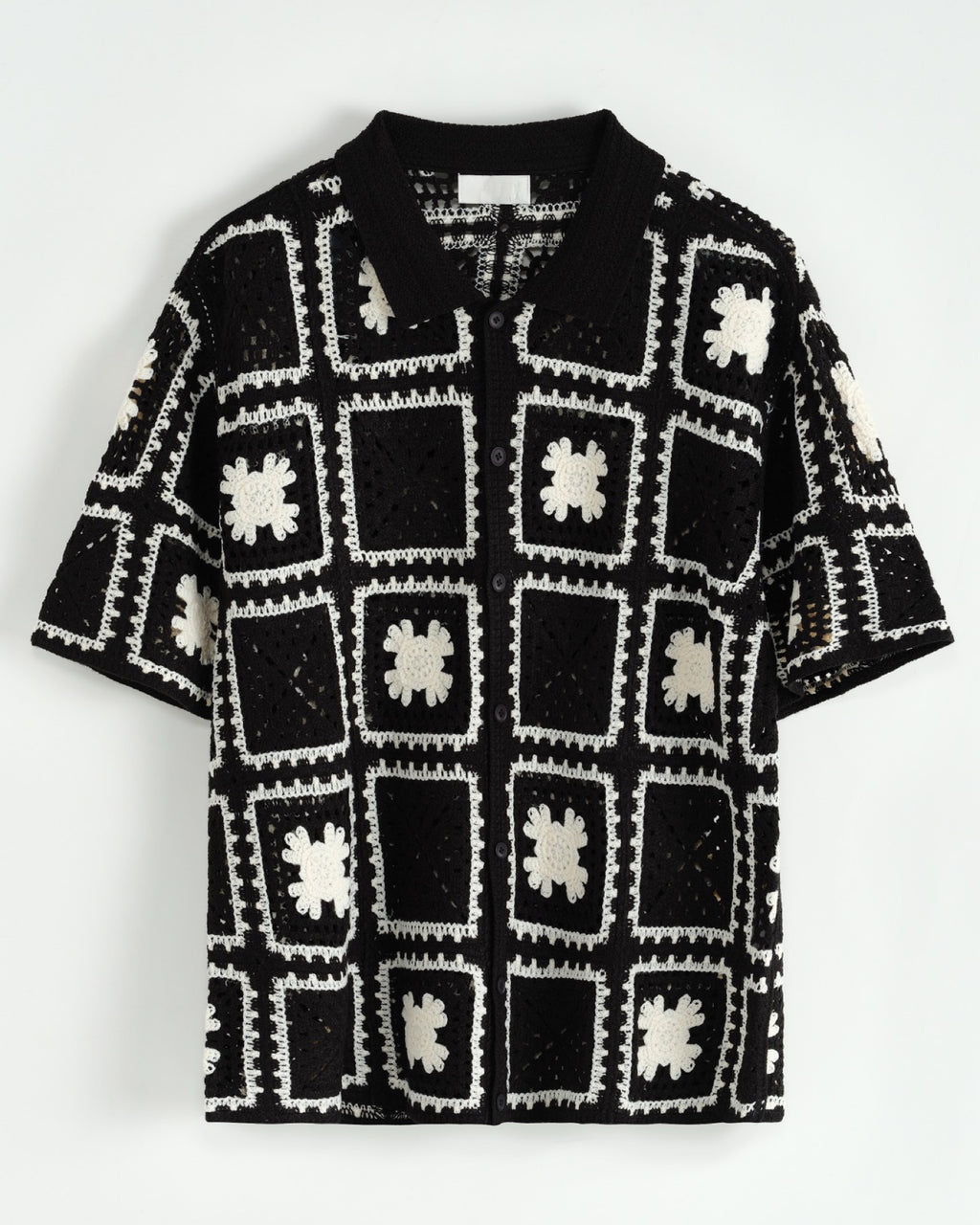 CHEMISETTE EN CROCHET NOIRE