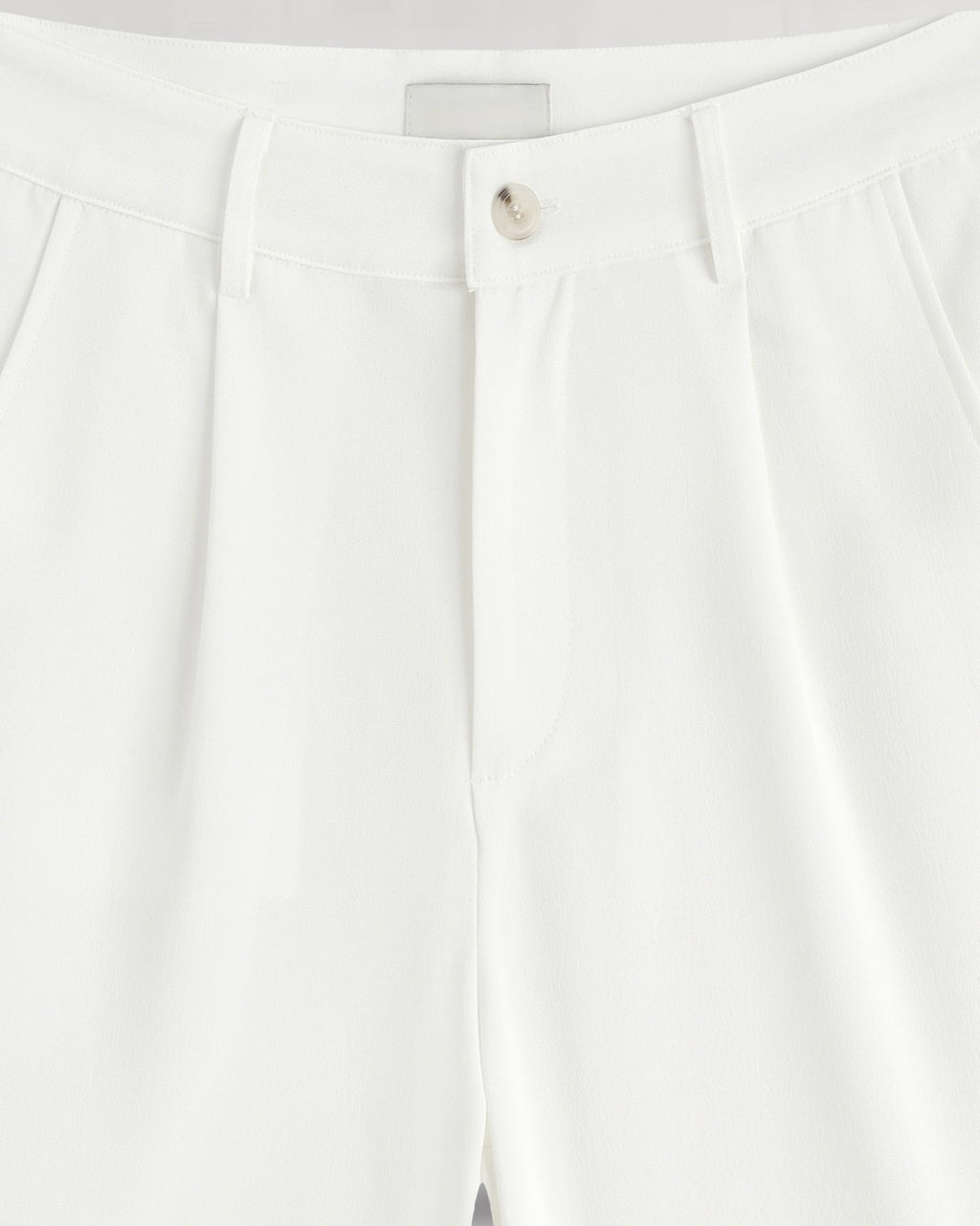 SHORT À PINCES UNI
