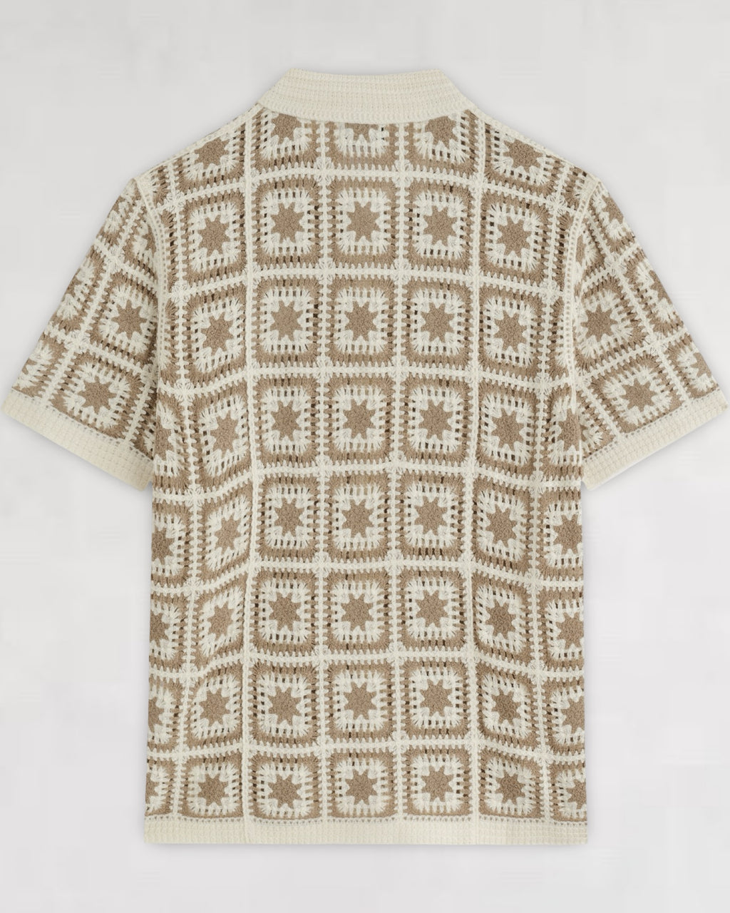 CHEMISETTE A MOTIFS EN CROCHET