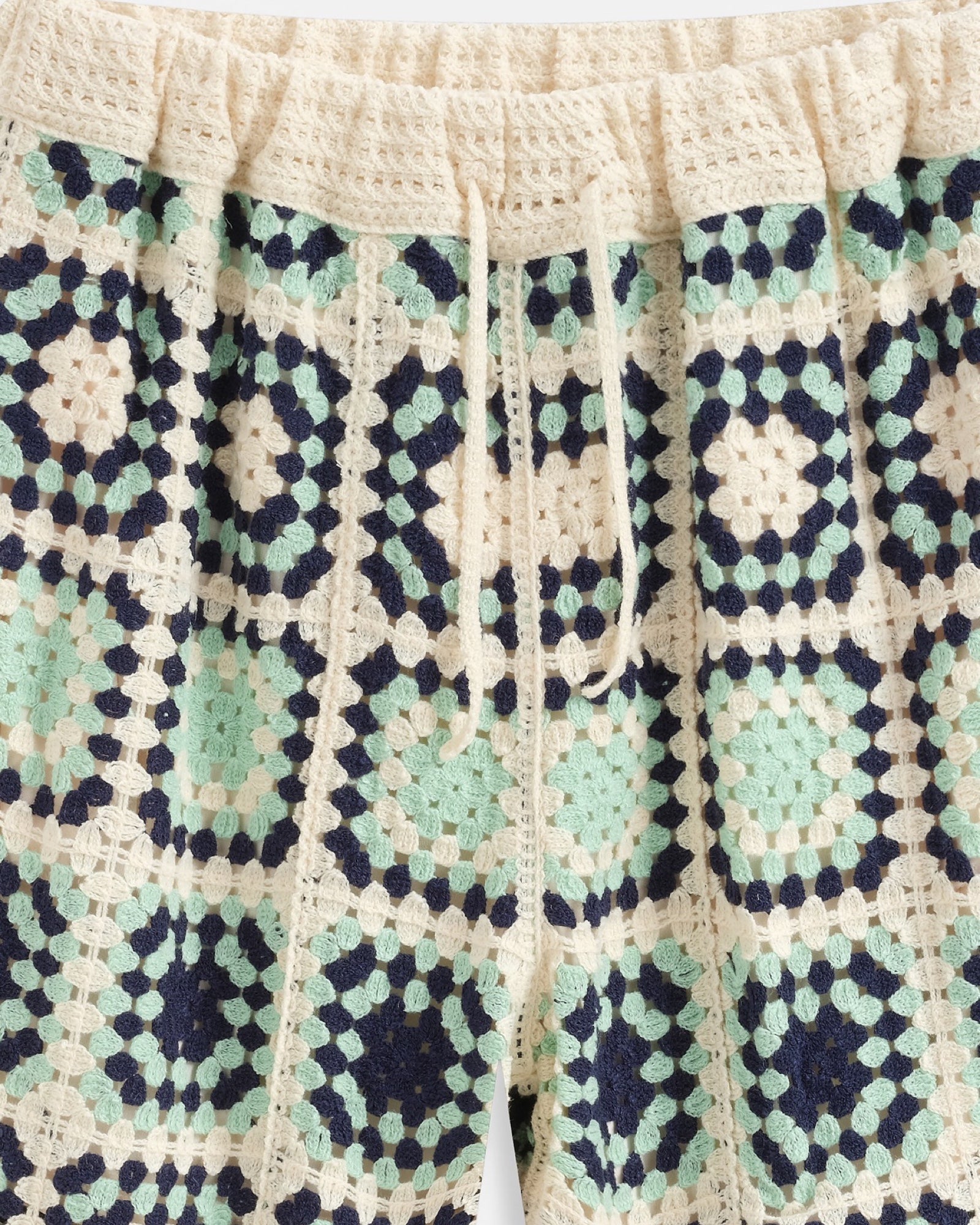 BERMUDA EN CROCHET