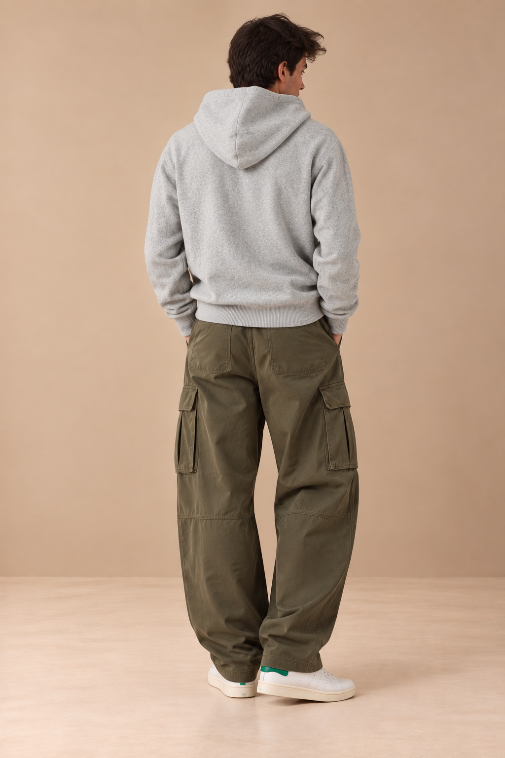 PULL ZIPPÉ A CAPUCHE