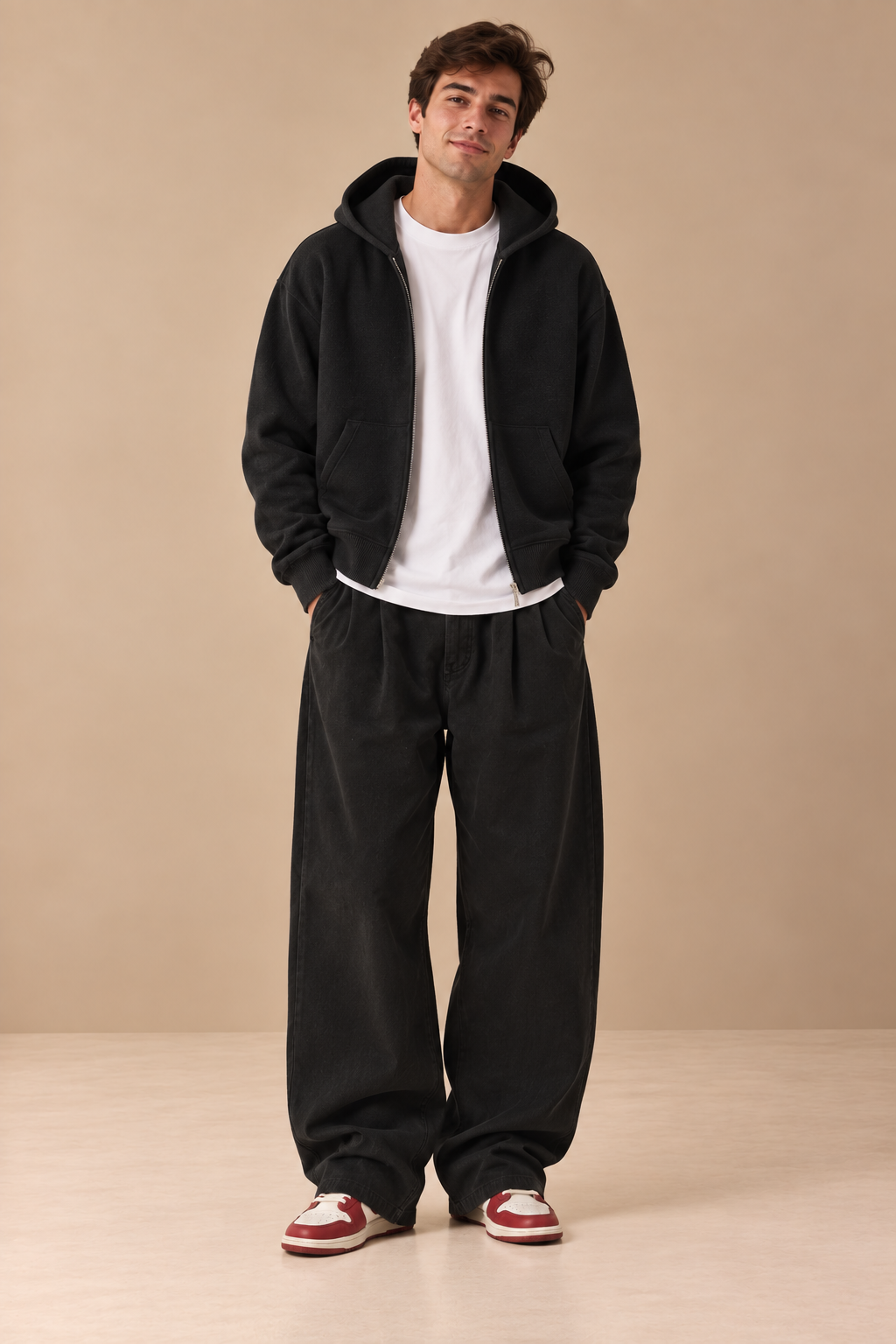 PULL ZIPPÉ A CAPUCHE
