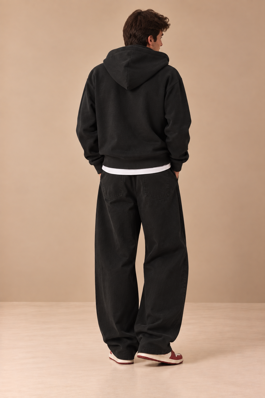 PULL ZIPPÉ A CAPUCHE