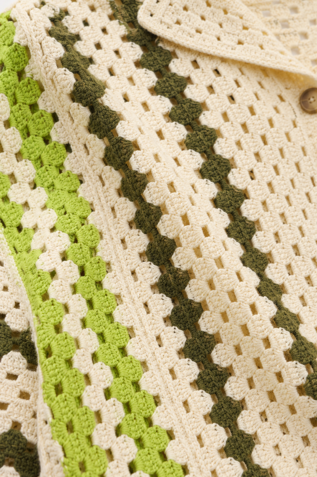 CHEMISETTE EN CROCHET RAYÉE