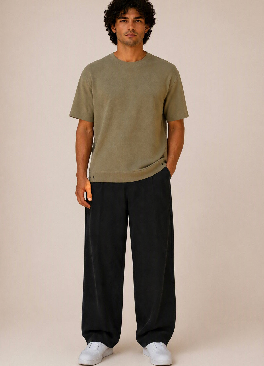 T-SHIRT REGULAR A PRESSIONS